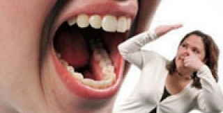 Hôi miệng do đâu?