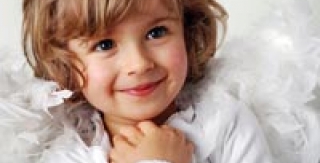 Trám bít hố rãnh phòng ngừa sâu răng cho trẻ